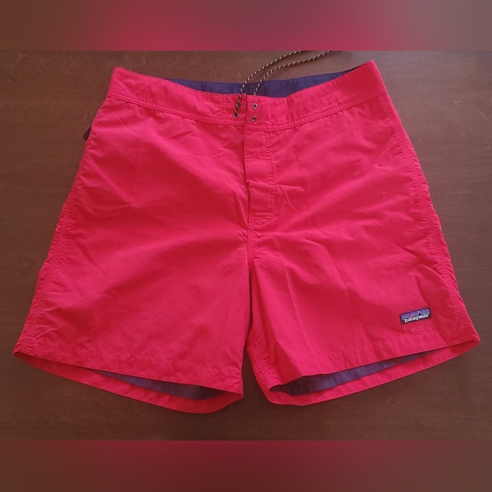 PATAGONIA Men’s Red Nylon Quick-dry Board Shorts Double Lined Size 35 EUC